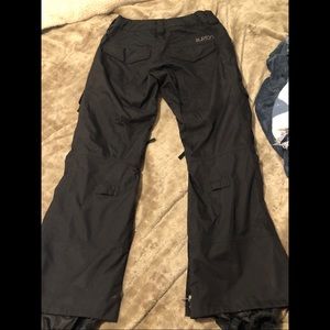 Burton Pants - Women’s Burton Lucky pant black Burton Pants - Women’s Burton Lucky pant black